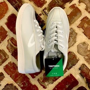 NEWWhite Tretorn sneakers 7.5